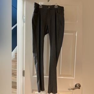 ***😀3 for $35./NWOT grey heathered Yelete leggings.